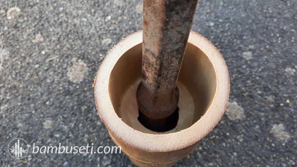 Rompere il setto del bambu